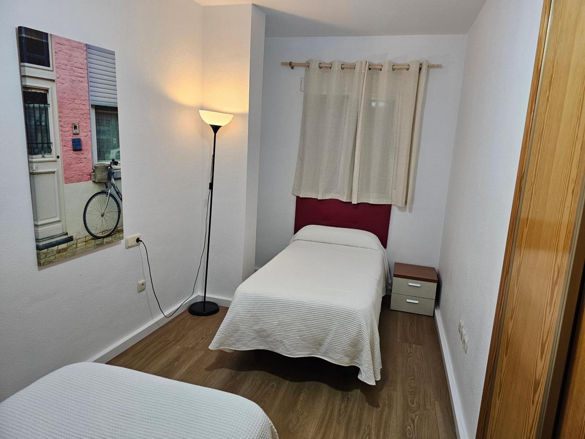 Apartamentos Plaza Alicante Exterior foto