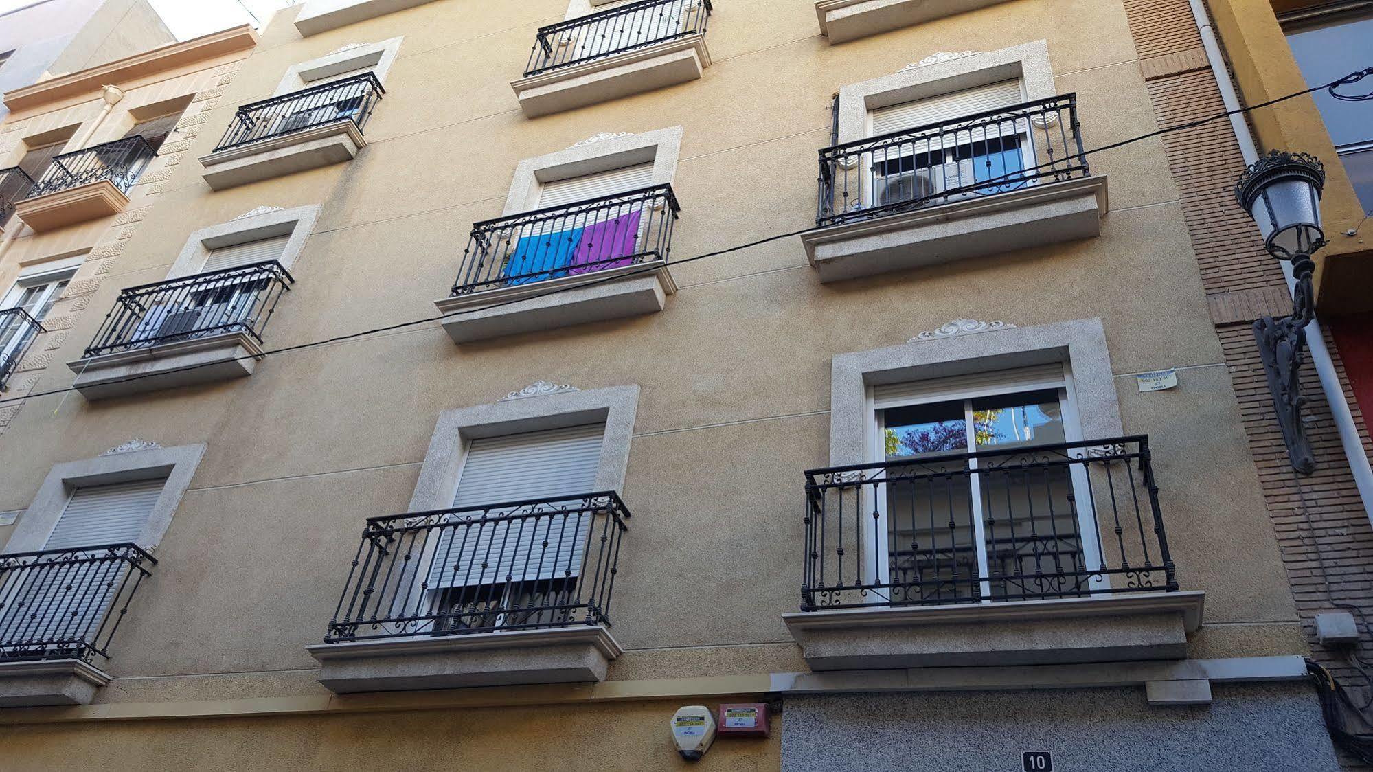 Apartamentos Plaza Alicante Exterior foto