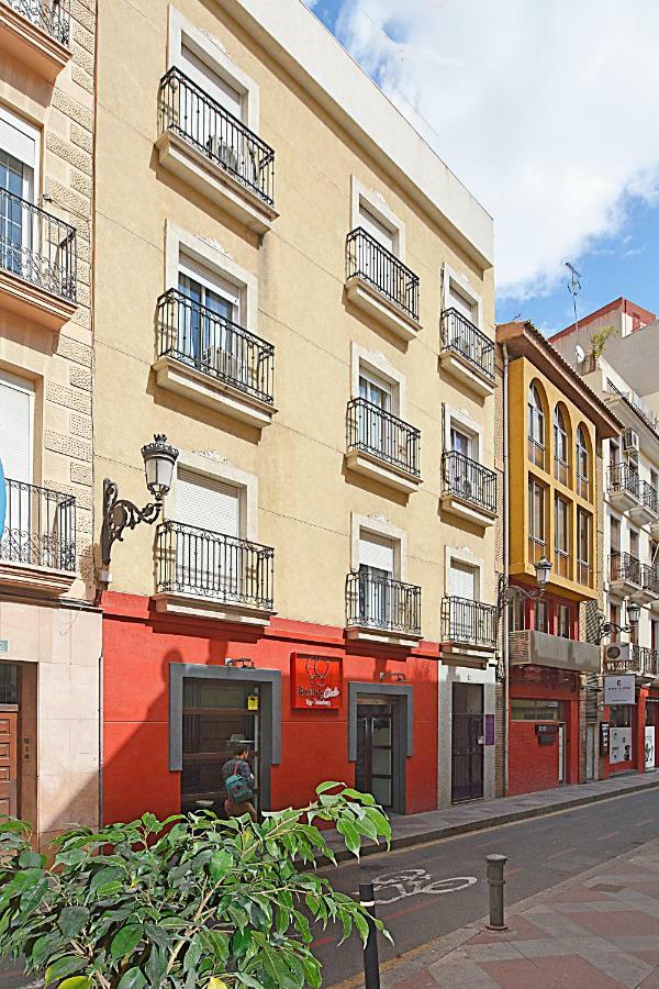 Apartamentos Plaza Alicante Exterior foto